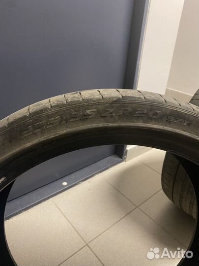 Pirelli P Zero 255/35 R20