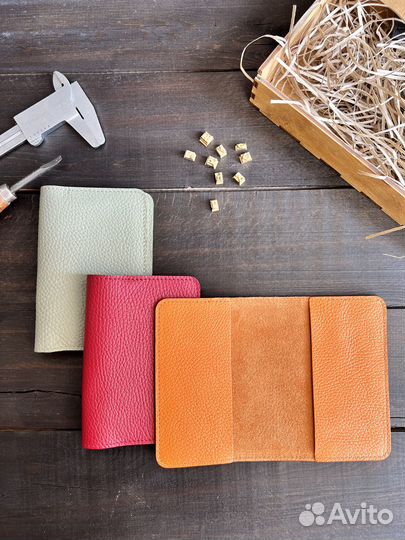 Обложка на паспорт кожаная / выбор цвета