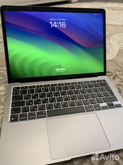 Apple MacBook air 13 2020 m1 8gb 256