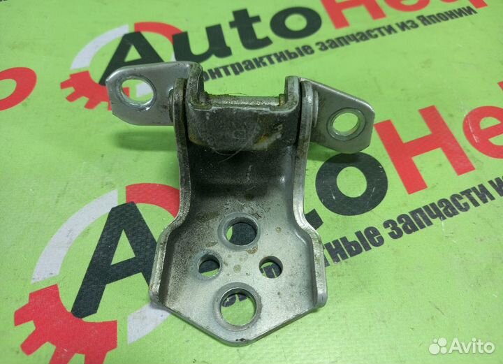 Петля двери mazda premacy crew перед право