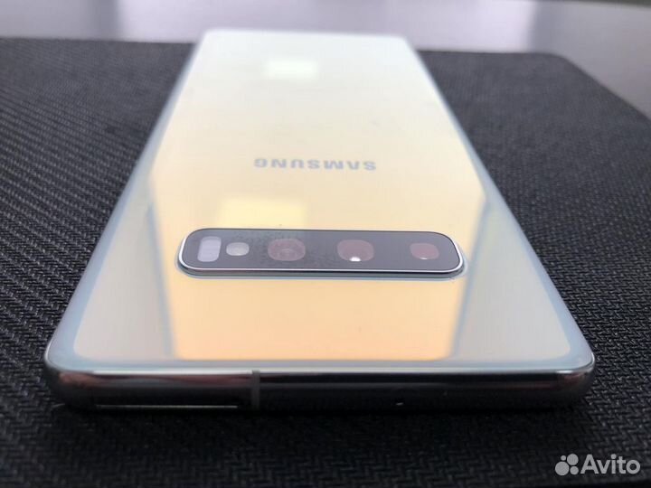 Глянцевая защитная пленка для смартфона Броноскинс