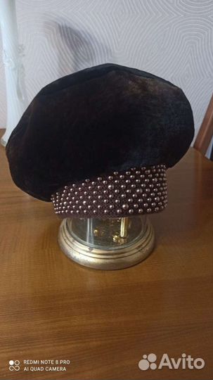 Берет женский из мутона