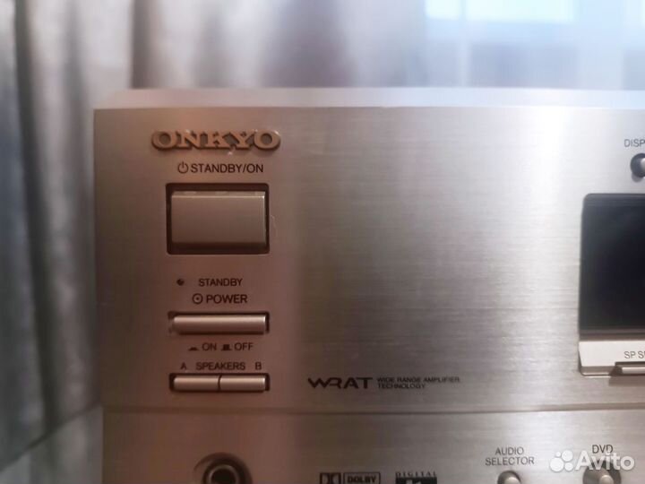 AV-Ресивер onkyo