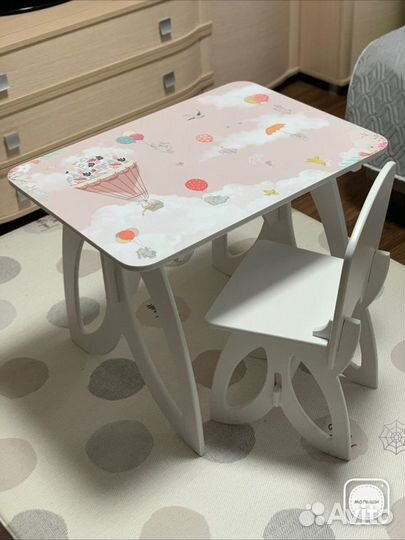 Детский стол и стул новый с рисунком