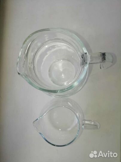 Кувшин и сливочник стекло