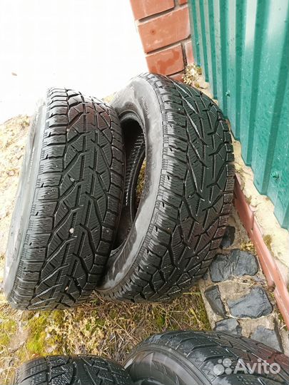 Tigar SUV Winter 215/65 R16 102H
