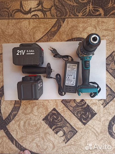 Шуруповерт для ледобура с двумя акб 6 Ач
