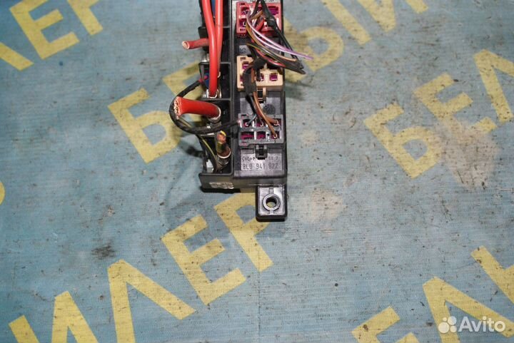 Блок предохранителей Volkswagen Golf 4 Variant