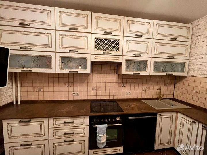 Стеновая панель из кварцевого агломерата