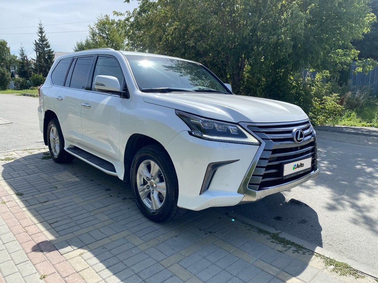 Lexus LX: фото владельца