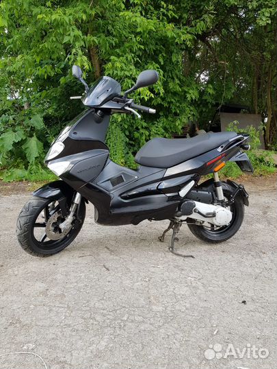 Скутер Gilera runner 50