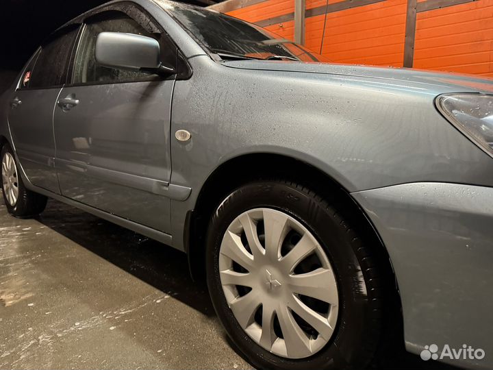 Mitsubishi Lancer 1.6 МТ, 2005, 301 557 км