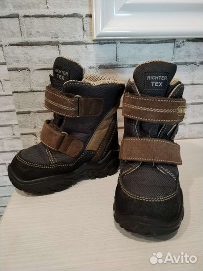 Ботинки размер 21