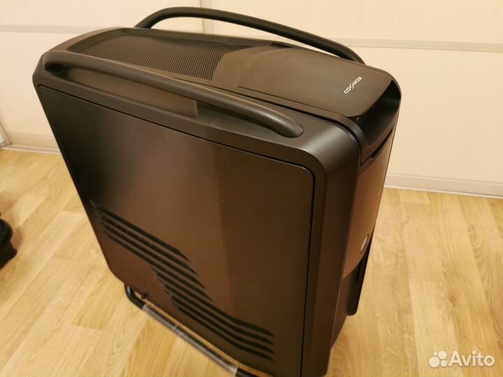 Корпус Cooler Master Cosmos II