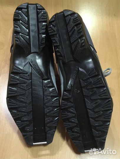 Лыжные ботинки 39размер