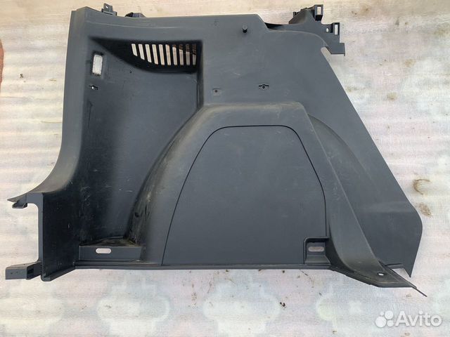 Шкода йети обшивка багажника