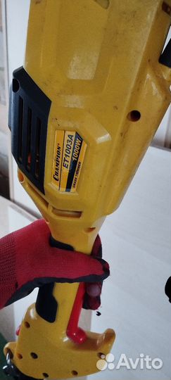 Триммер электрический Champion б/у