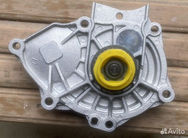 Помпа на tiguan passat audi skoda TSI 1.8-2.0