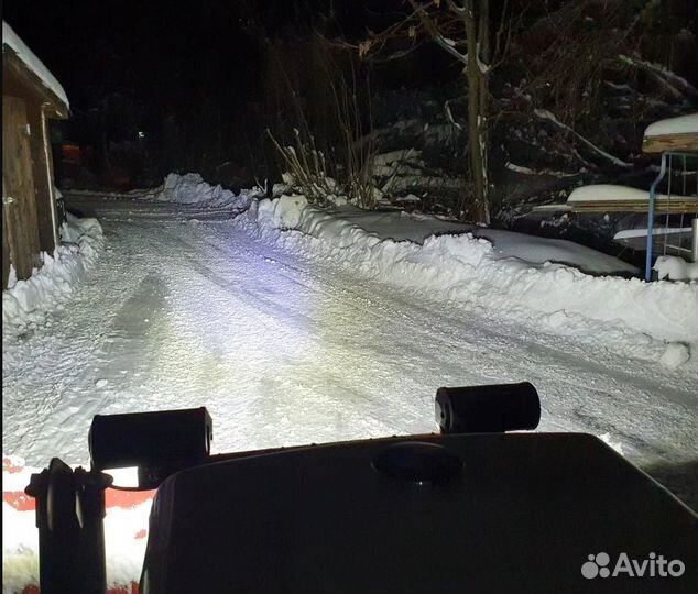 Светодиодный прожектор автомобильный 12V