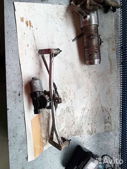 Трапеция дворников с мотором гольф 4