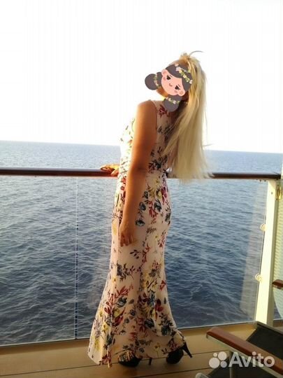 Вечернее платье