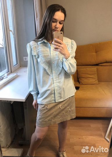 Юбка мини М с вышивкой и винтажная блуза