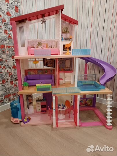 Большой дом для Барби