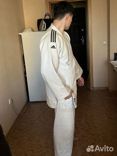 Кимоно для дзюдо adidas