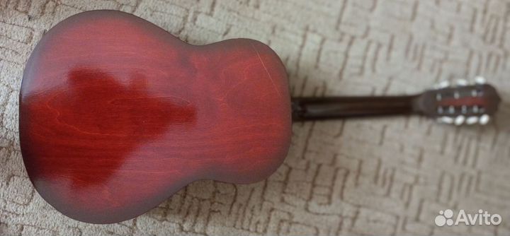 Акустическая гитара