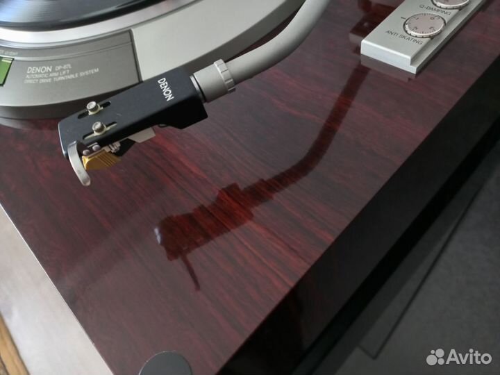 Виниловый проигрыватель Denon