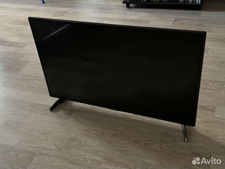 Телевизор LG на запчасти