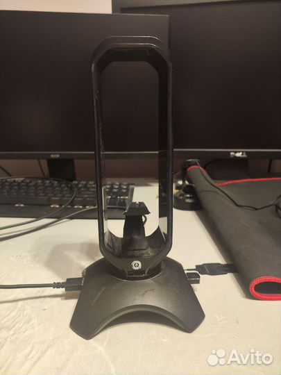 Держатель для провода мыши и наушников