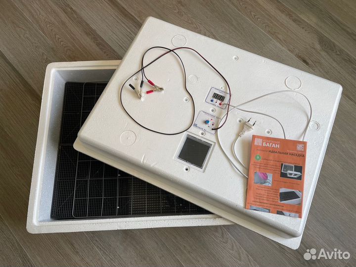 Инкубатор 104 яйца автомат переворот