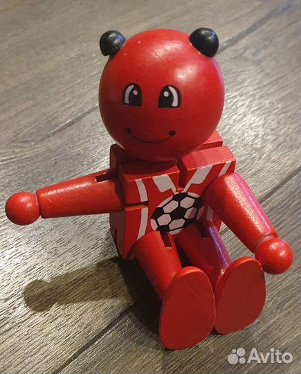 Развивающие игрушки и книги