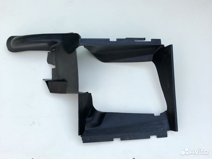 Воздуховод интеркулера Передний левый Audi Q7 3.0