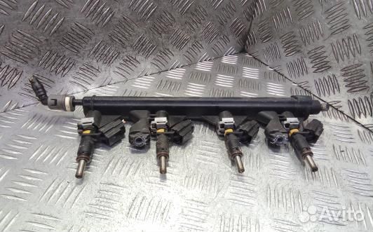 Топливная рампа бензиновая peugeot 207 (DBG03TJ01)