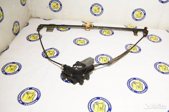 Стеклоподъемник электрический левый 1354702 DAF, 9