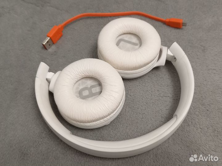 Беспроводные наушники jbl tune 590bt