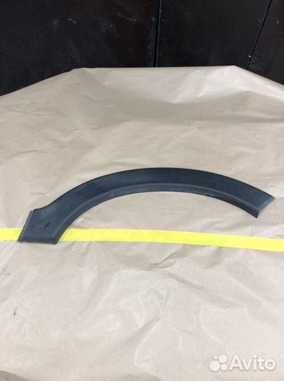 Молдинг переднего правого крыла Peugeot Partner