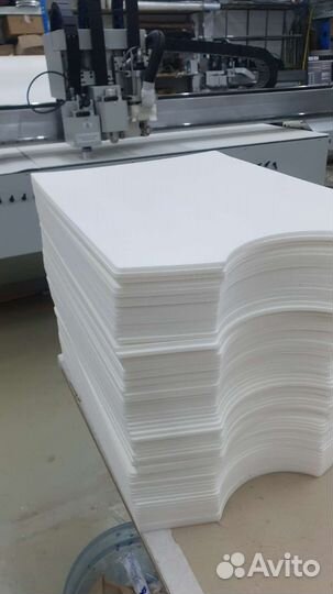 Раскрой ткани, резины, паронита, изолона