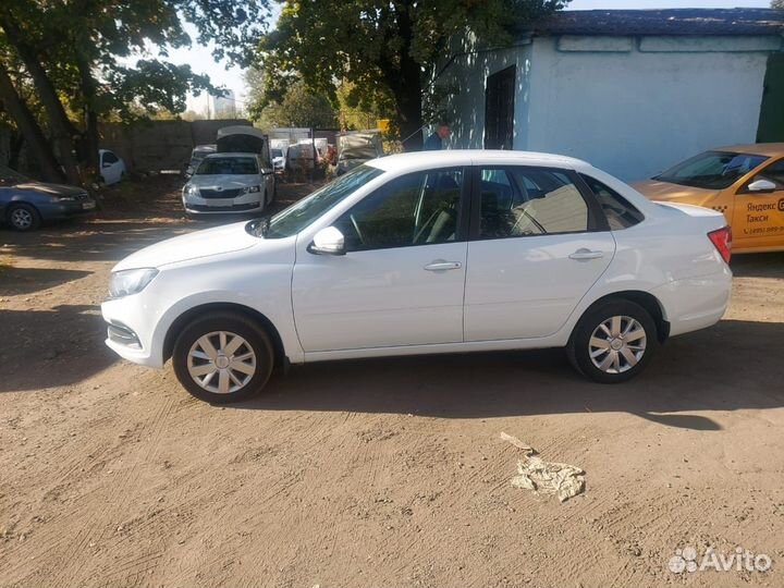 LADA Granta 1.6 МТ, 2023, 48 104 км