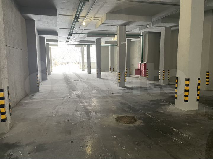 Машиноместо, 17 м²