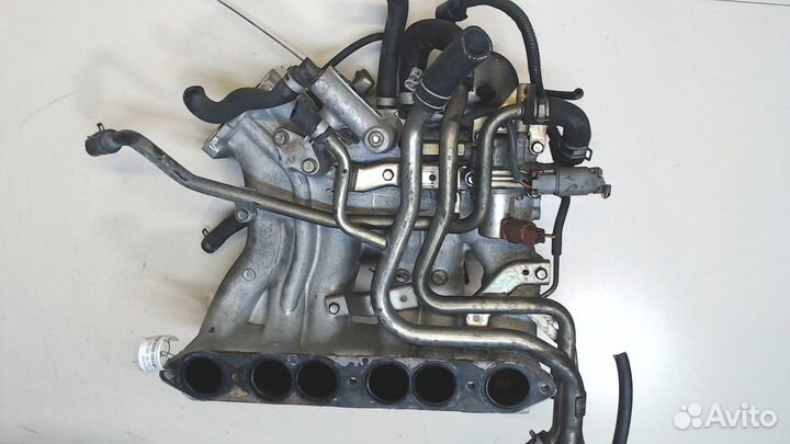 Коллектор впускной Nissan Elgrand, 1997