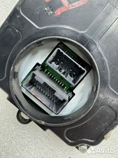 Блок розжига фары правый Lexus Lx 570 2015-2022