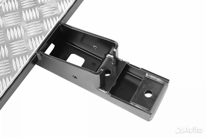 Пороги риф силовые Toyota Land Cruiser 200