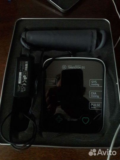 Тонометр с речевым выходом автоматич. новый
