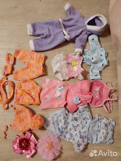 Кукла с ванной, аксессуарами и одеждой