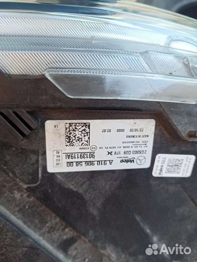 Фара передняя правая на Мерседес спринтер 907