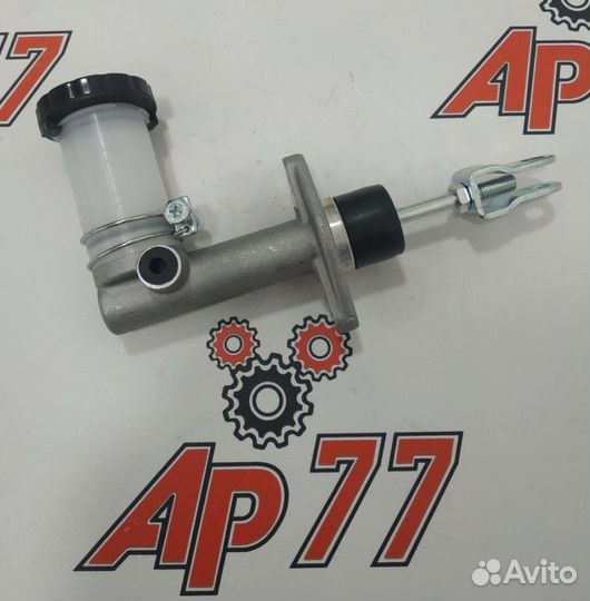 Главный цилиндр сцепления Mitsubishi 4D56 Mb555138