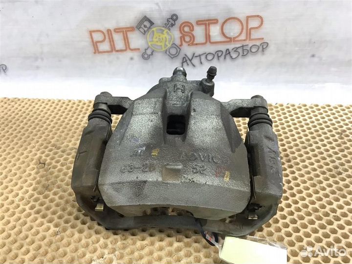 Суппорт передний левый Toyota Camry (ACV40,GSV40)